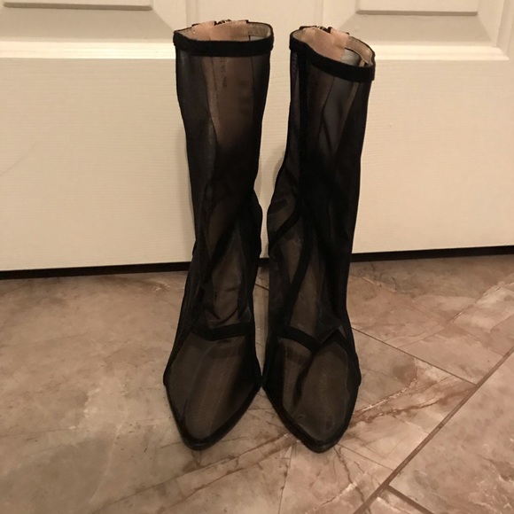 Walk It Out Boot - Black - Picture 2 of 3